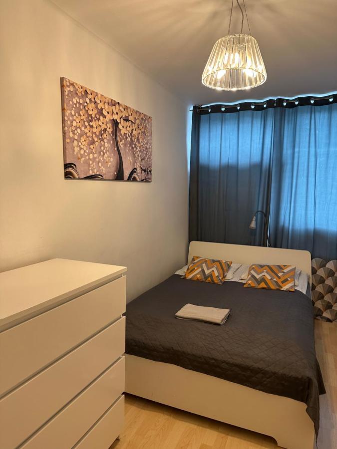 Coser Apartamenty III Warschau Exterior foto