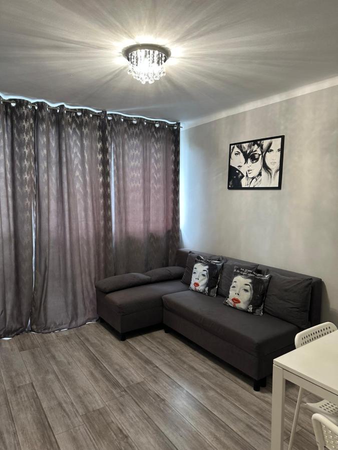 Coser Apartamenty III Warschau Exterior foto