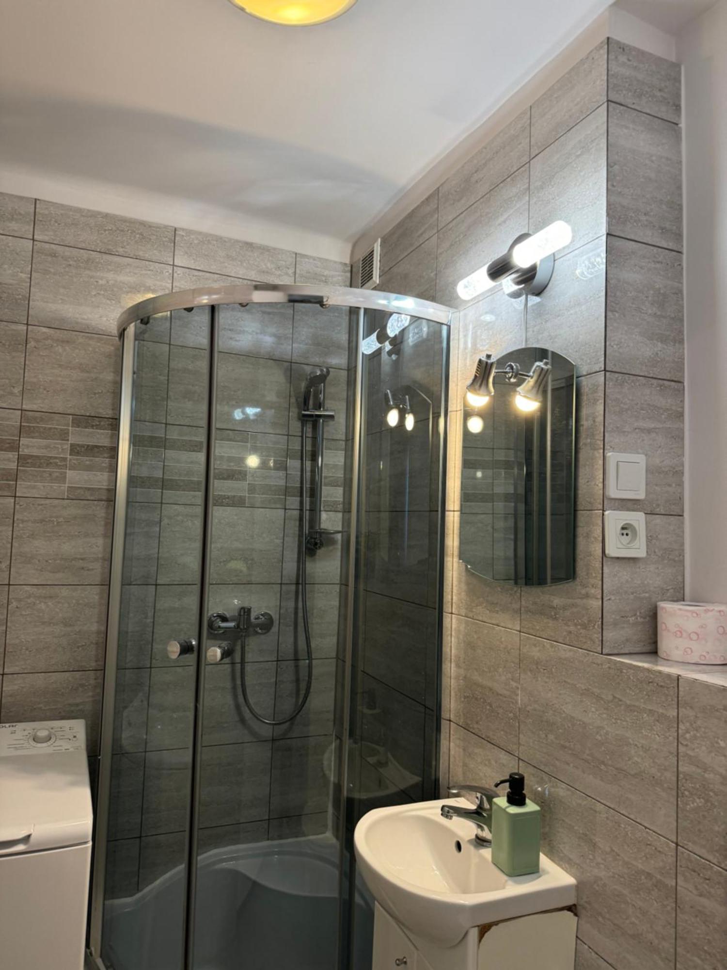 Coser Apartamenty III Warschau Exterior foto