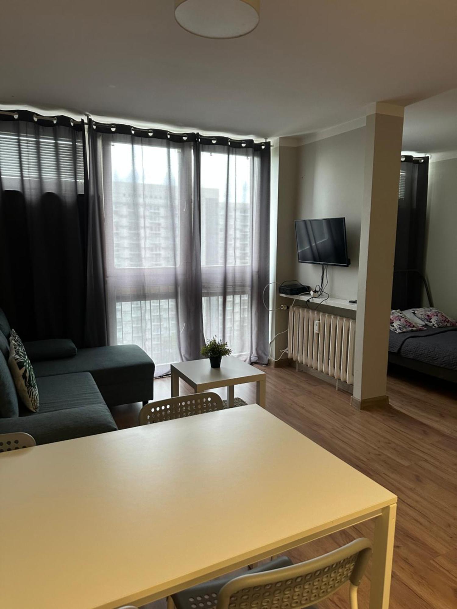 Coser Apartamenty III Warschau Exterior foto